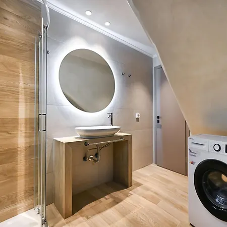 Lainas Sea View Villa *